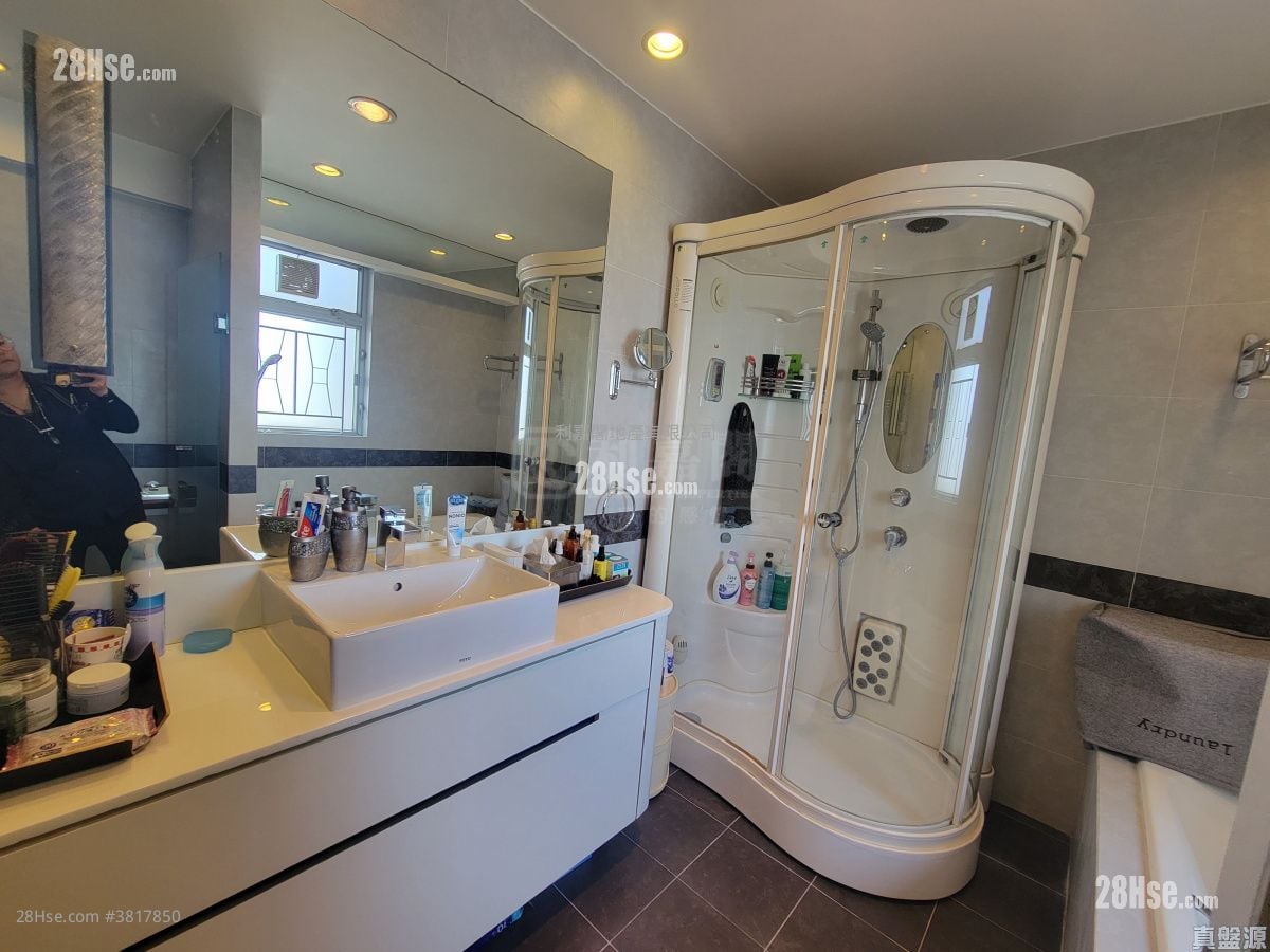 漾日居 售盘 4 房 , 4 浴室 1,580 平方尺