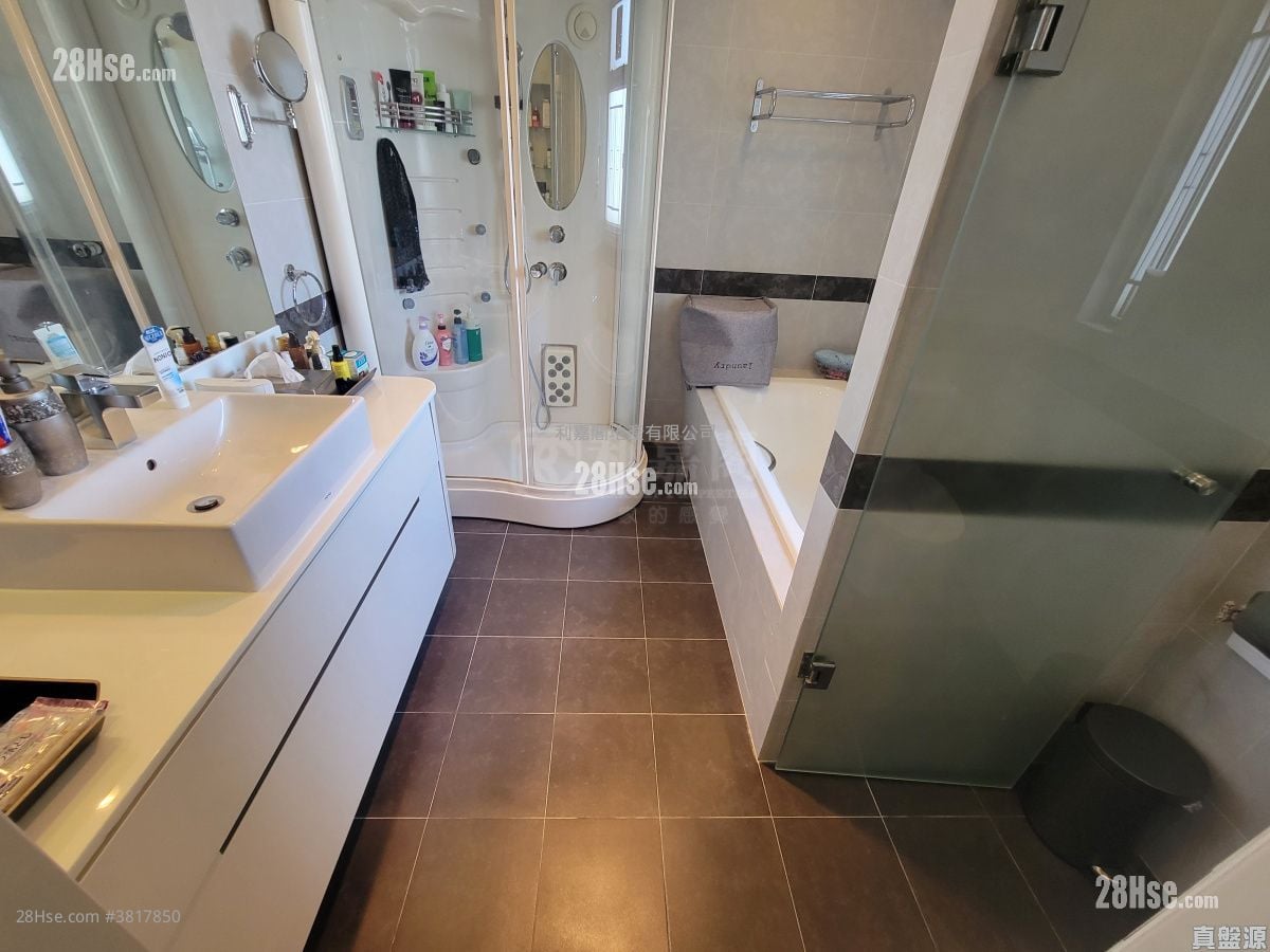 漾日居 售盘 4 房 , 4 浴室 1,580 平方尺