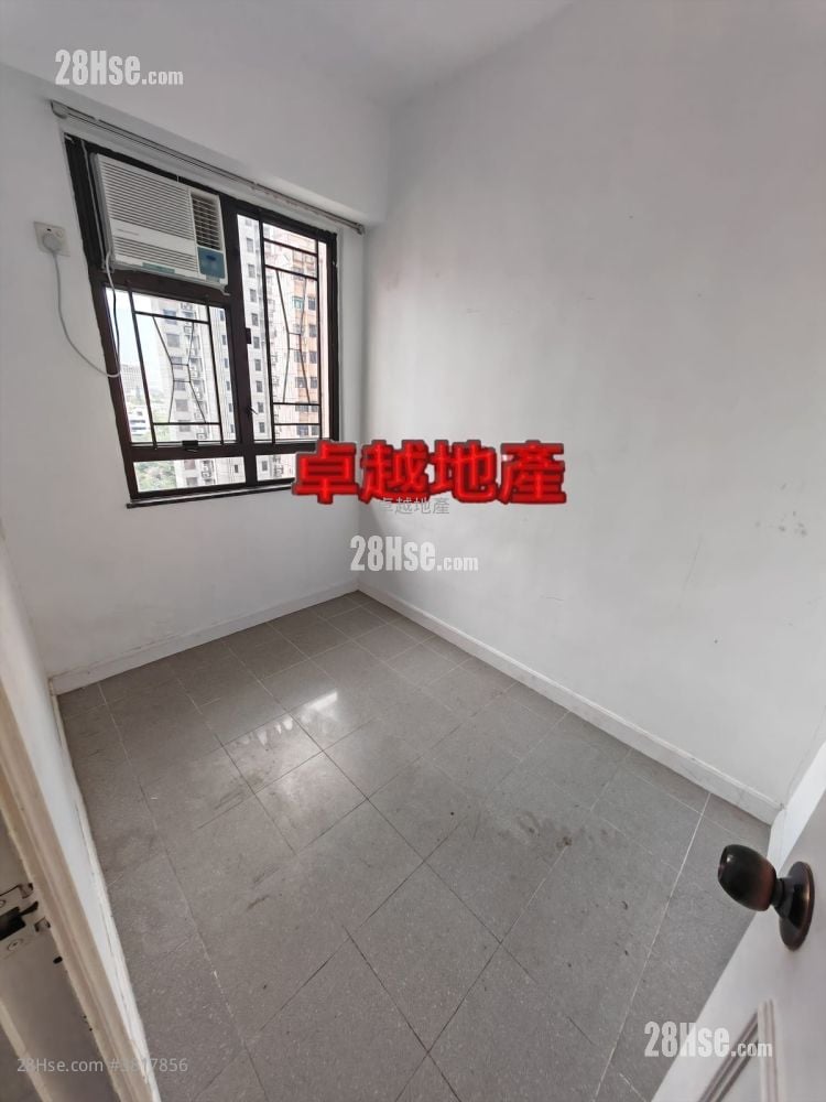 富威花园 租盘 2 房 , 1 浴室 352 平方尺