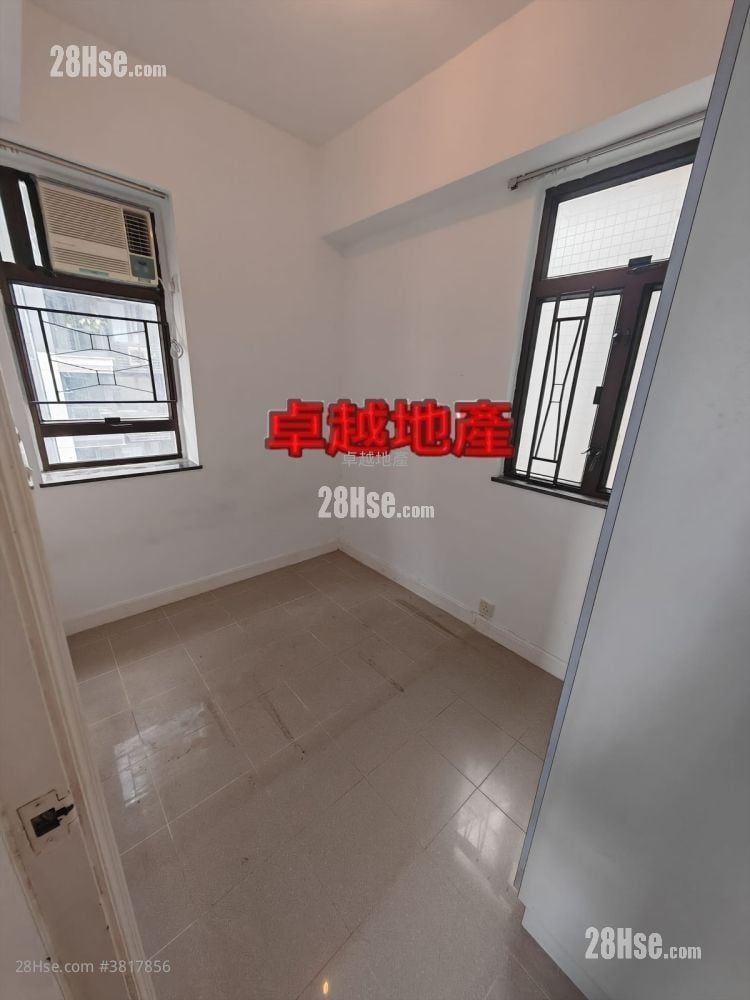 富威花园 租盘 2 房 , 1 浴室 352 平方尺