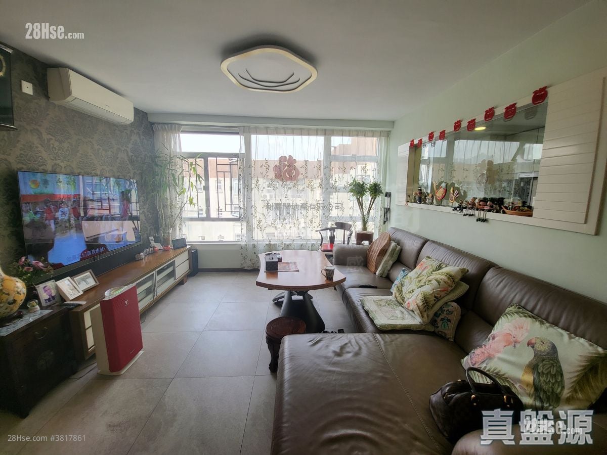 美孚新邨 售盘 3 房 , 2 浴室 947 平方尺