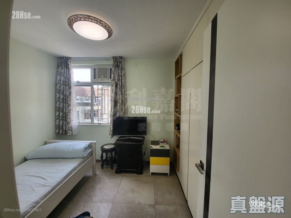 美孚新邨 售盘 3 房 , 2 浴室 947 平方尺