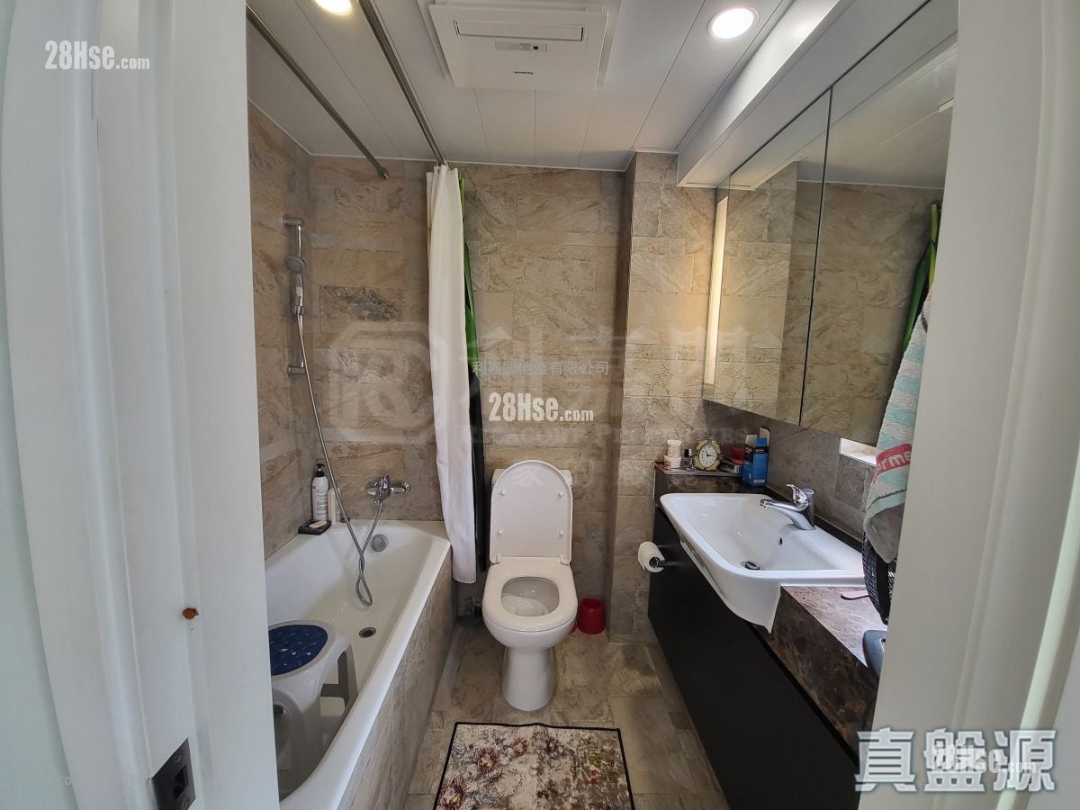 美孚新邨 售盘 3 房 , 2 浴室 947 平方尺