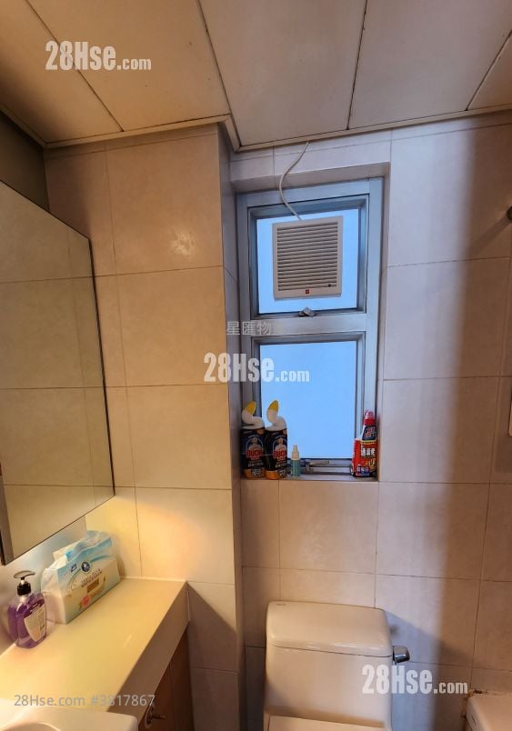 Metro Harbour View Rental 2 Bedrooms , 1 Bathroom 326 ft²