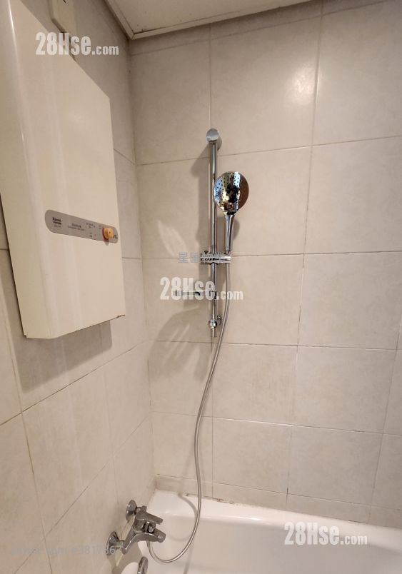 Metro Harbour View Rental 2 Bedrooms , 1 Bathroom 326 ft²