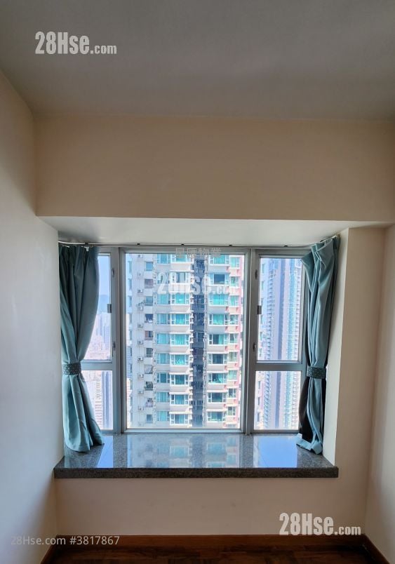 Metro Harbour View Rental 2 Bedrooms , 1 Bathroom 326 ft²