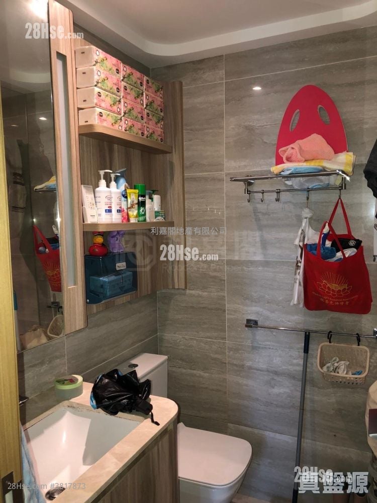 K.city Rental 632 ft²