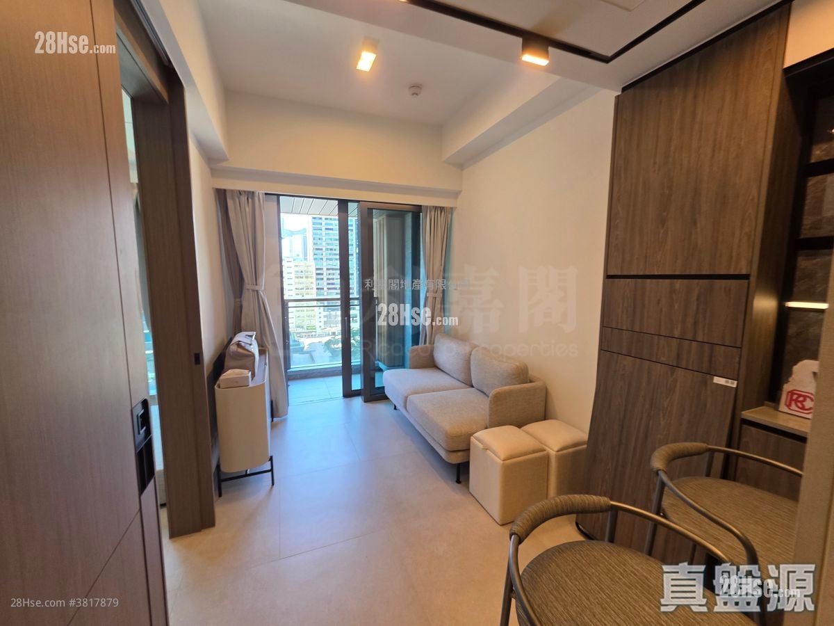 天璽天 租盤 301 平方呎