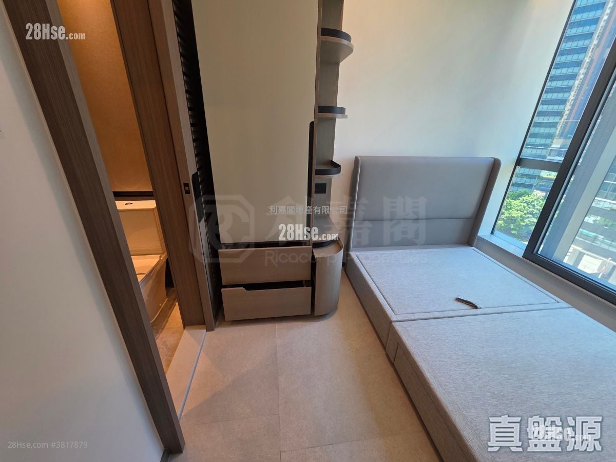 天璽天 租盤 301 平方呎