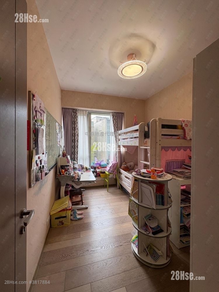 富豪山峯 售盤 4 房 , 3 浴室 1,623 平方呎