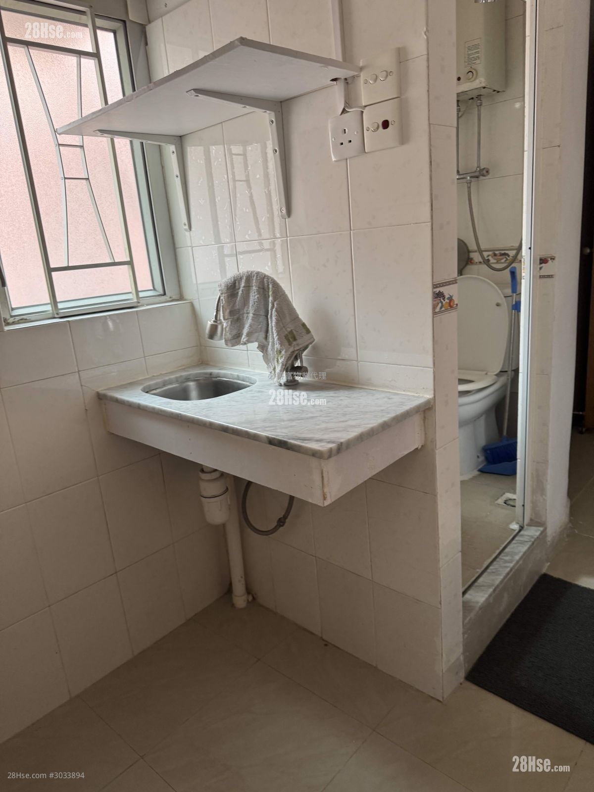 单幢楼房 租盘 开放式间隔 , 1 浴室 100 平方尺