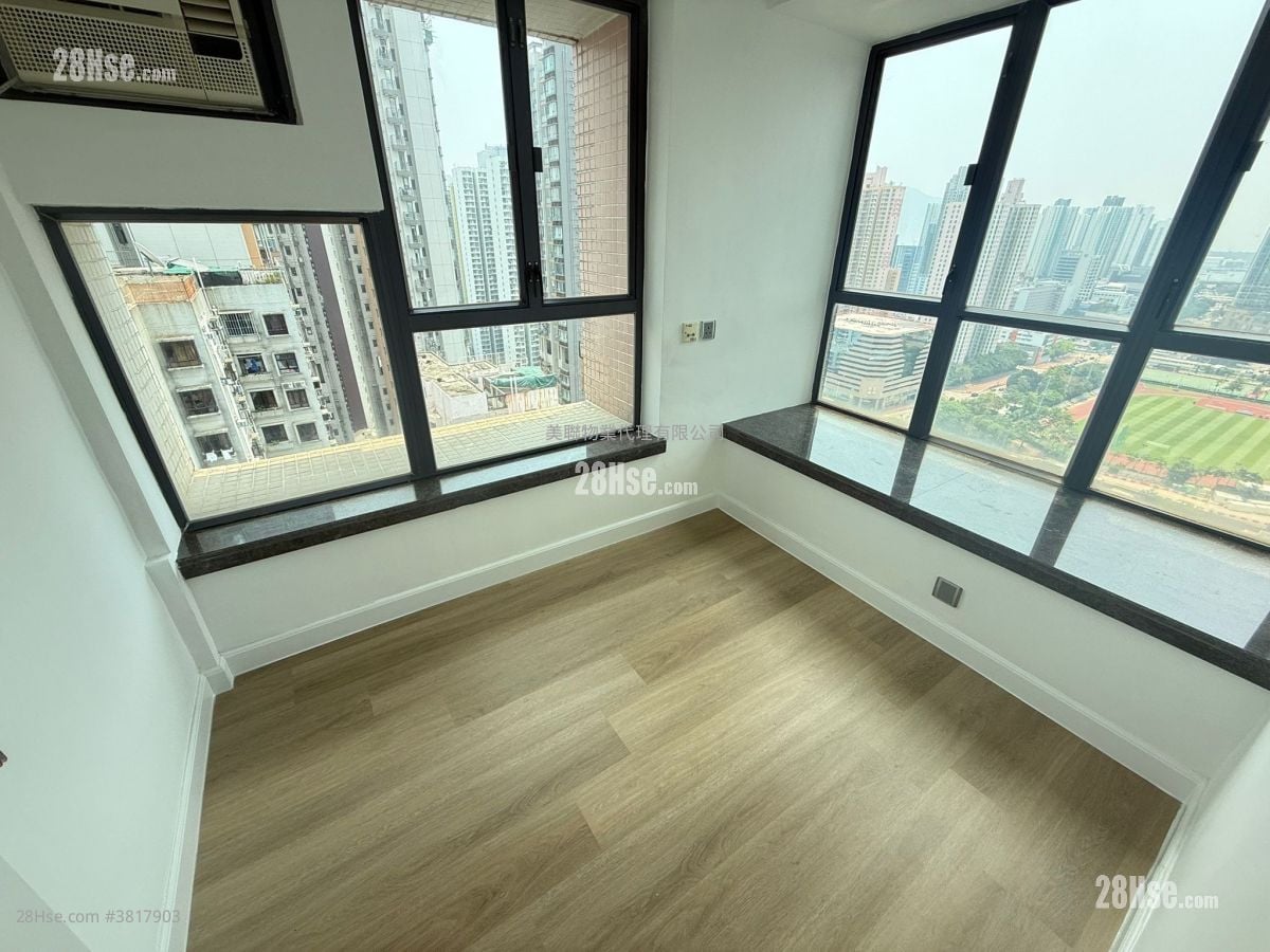 Florence Plaza Sell 2 Bedrooms 339 ft²