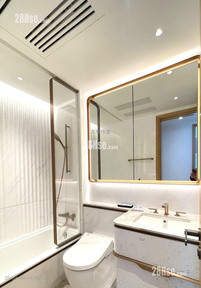 128 Waterloo 租盤 2 房 , 1 浴室 551 平方呎