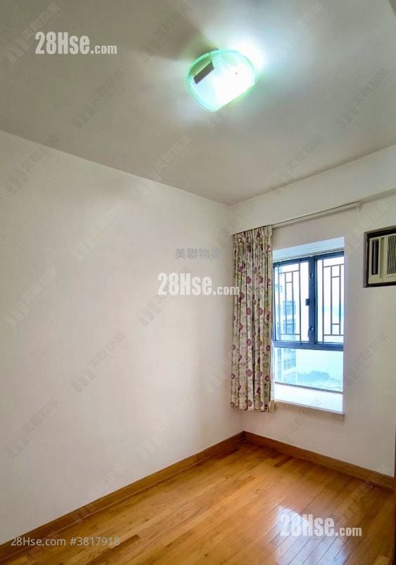 Bayshore Towers Rental 2 Bedrooms , 1 Bathroom 412 ft²