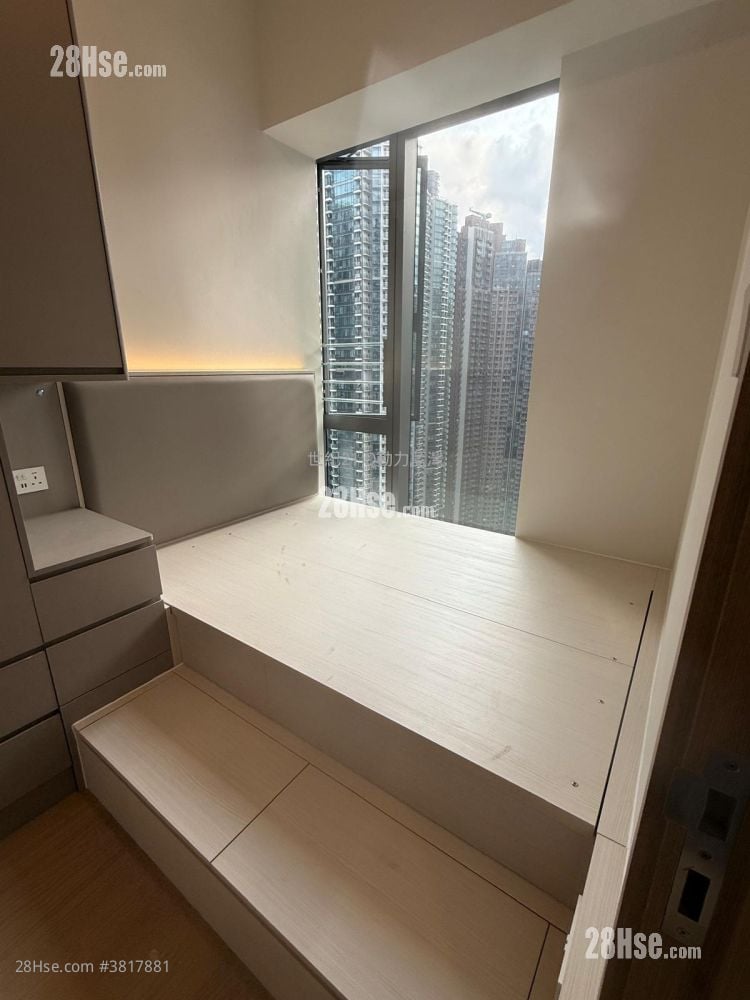 Seasons Place 售盘 1 房 , 1 浴室 330 平方尺