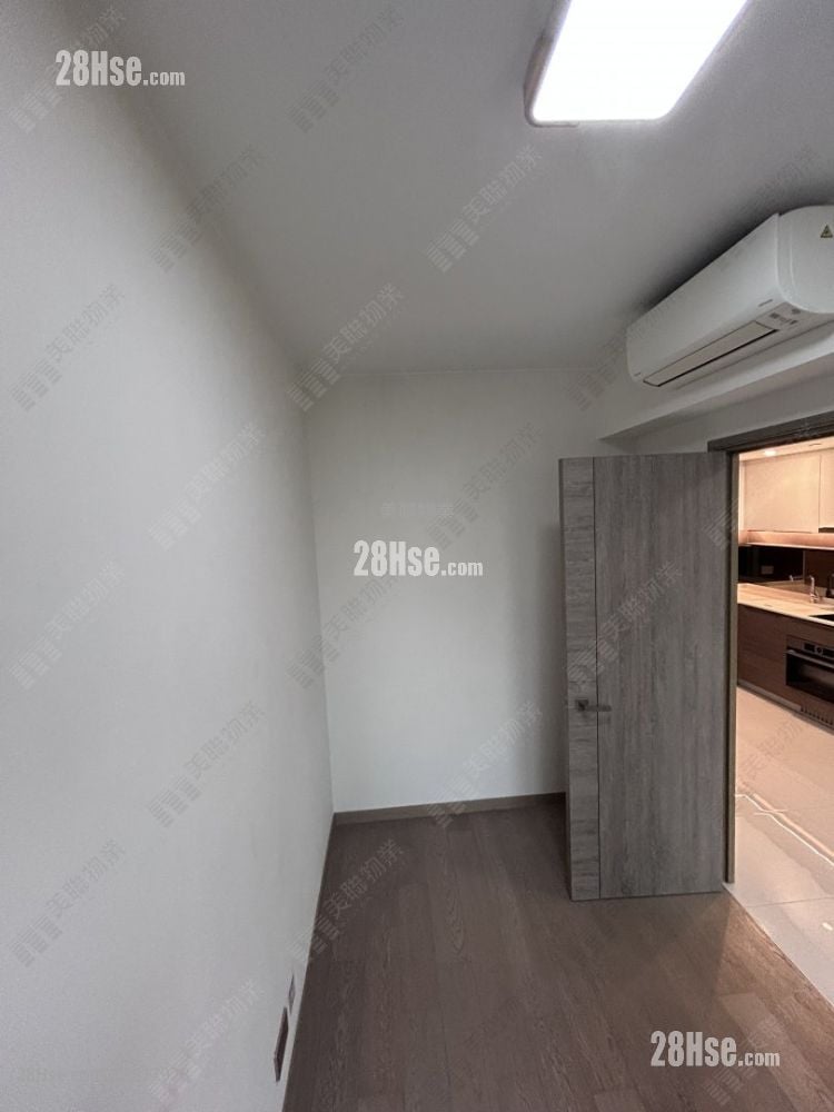 映日灣 租盤 284 平方呎