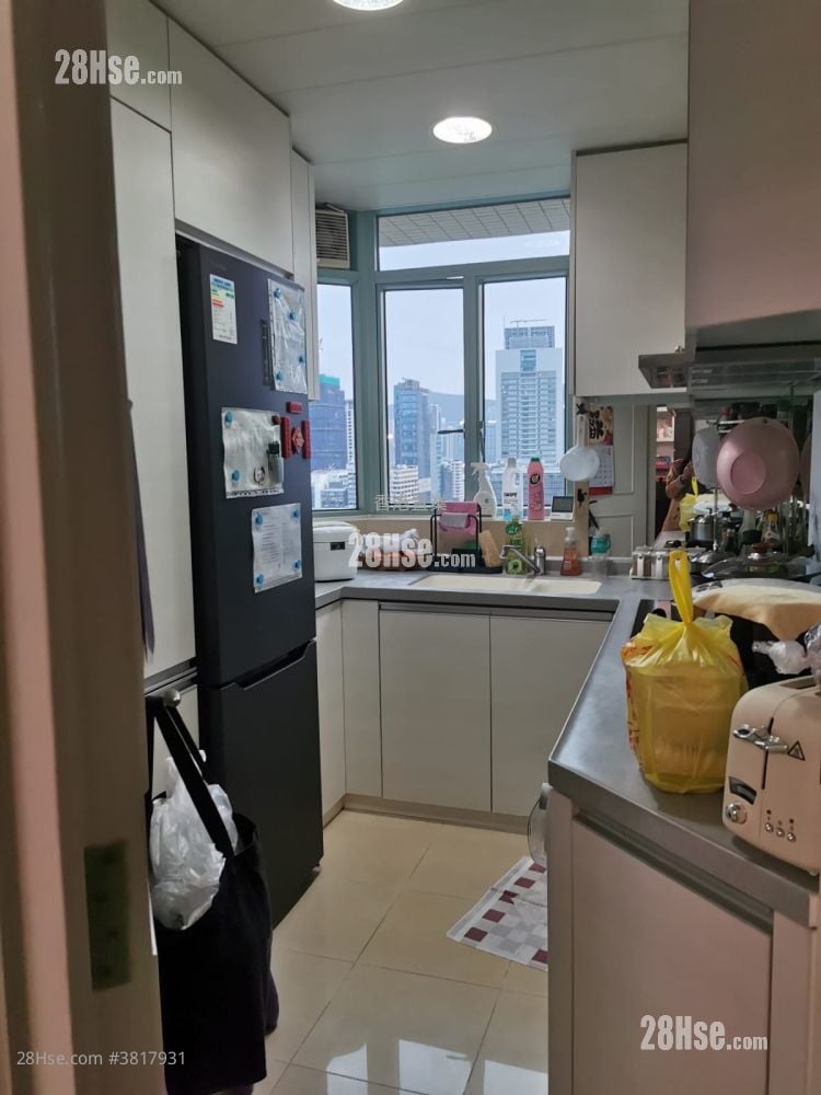 港景峰 售盘 3 房 817 平方尺