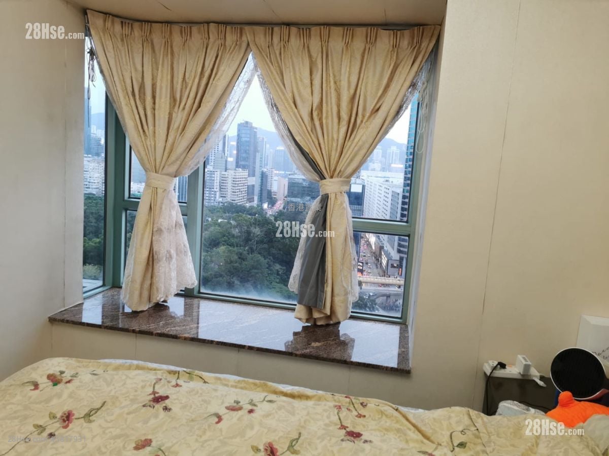 港景峰 售盘 3 房 817 平方尺