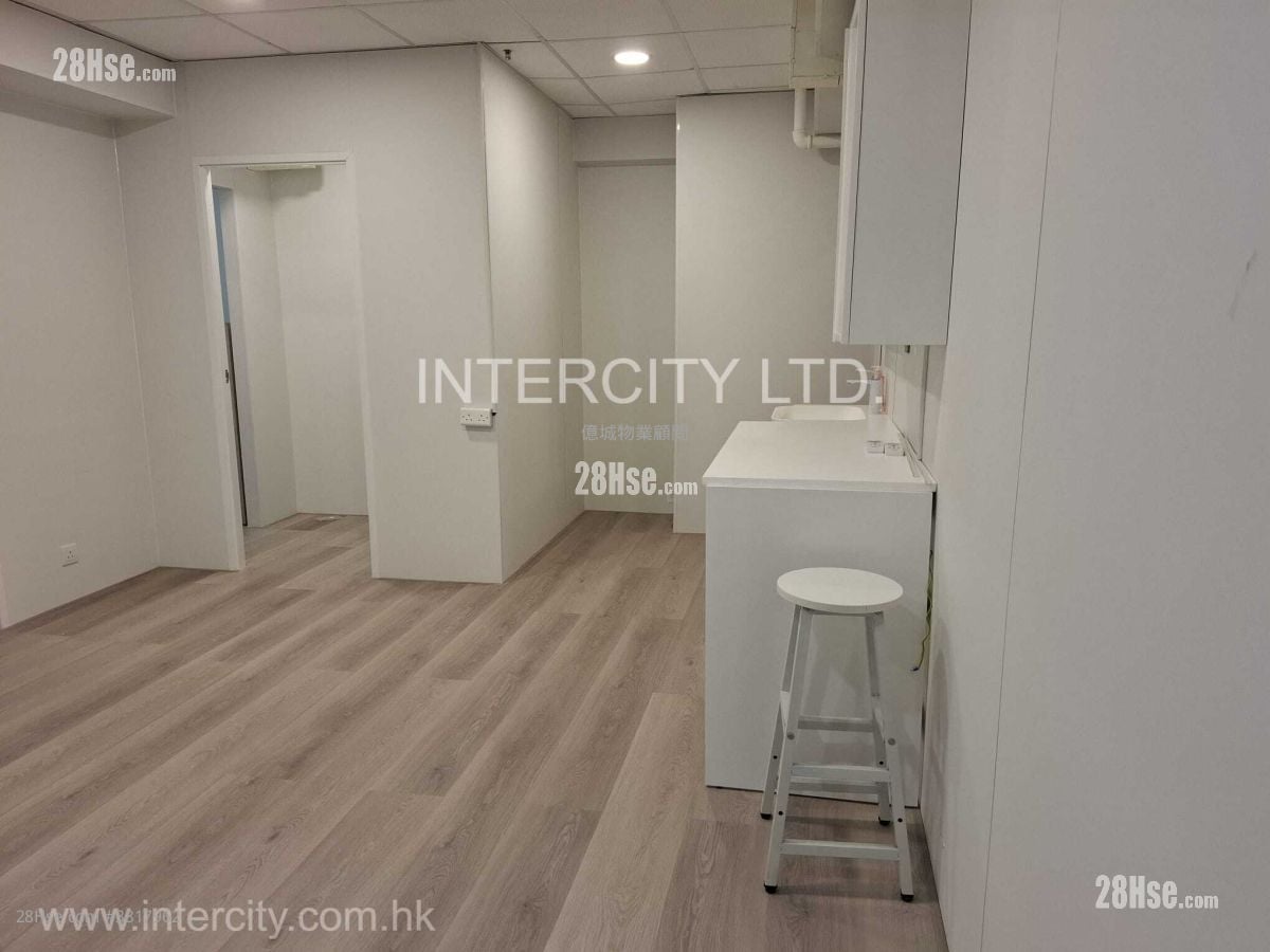 Kam Hing Building Rental 4 Bedrooms , 1 Toilet