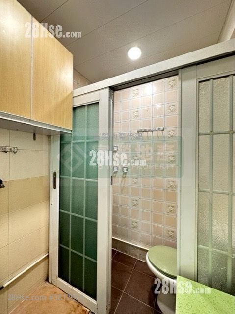 Kam Wah House Rental 2 Bedrooms , 1 Bathroom 300 ft²