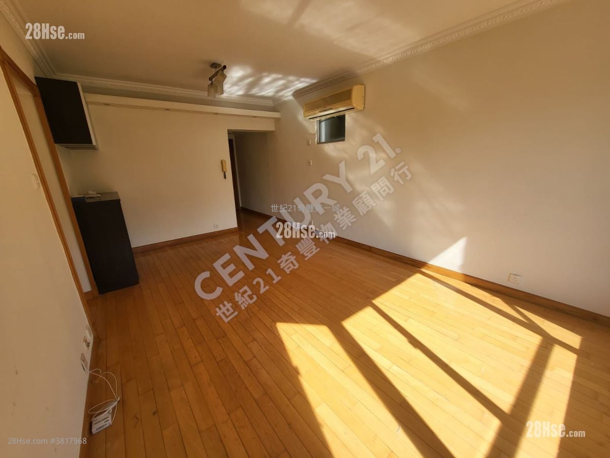 Pictorial Garden Sell 3 Bedrooms , 2 Bathrooms 743 ft²