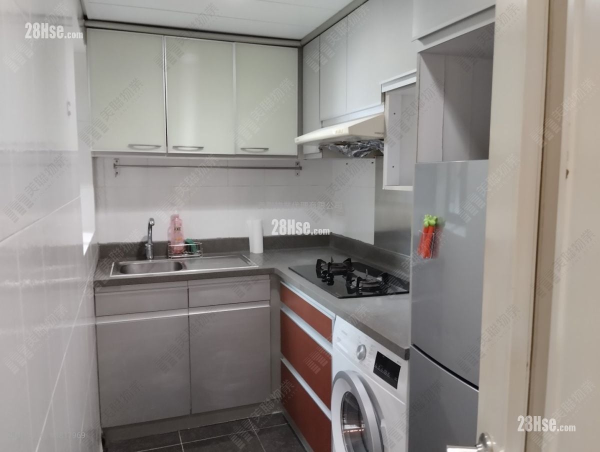 Tseung Kwan O Plaza Sell 2 Bedrooms , 1 Bathroom 456 ft²