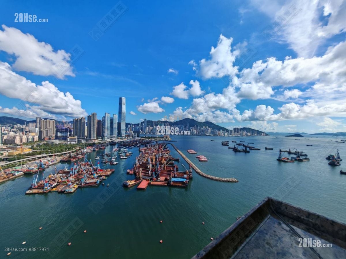 一号银海 售盘 3 房 , 2 浴室 746 平方尺