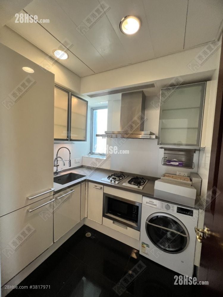 一号银海 售盘 3 房 , 2 浴室 746 平方尺