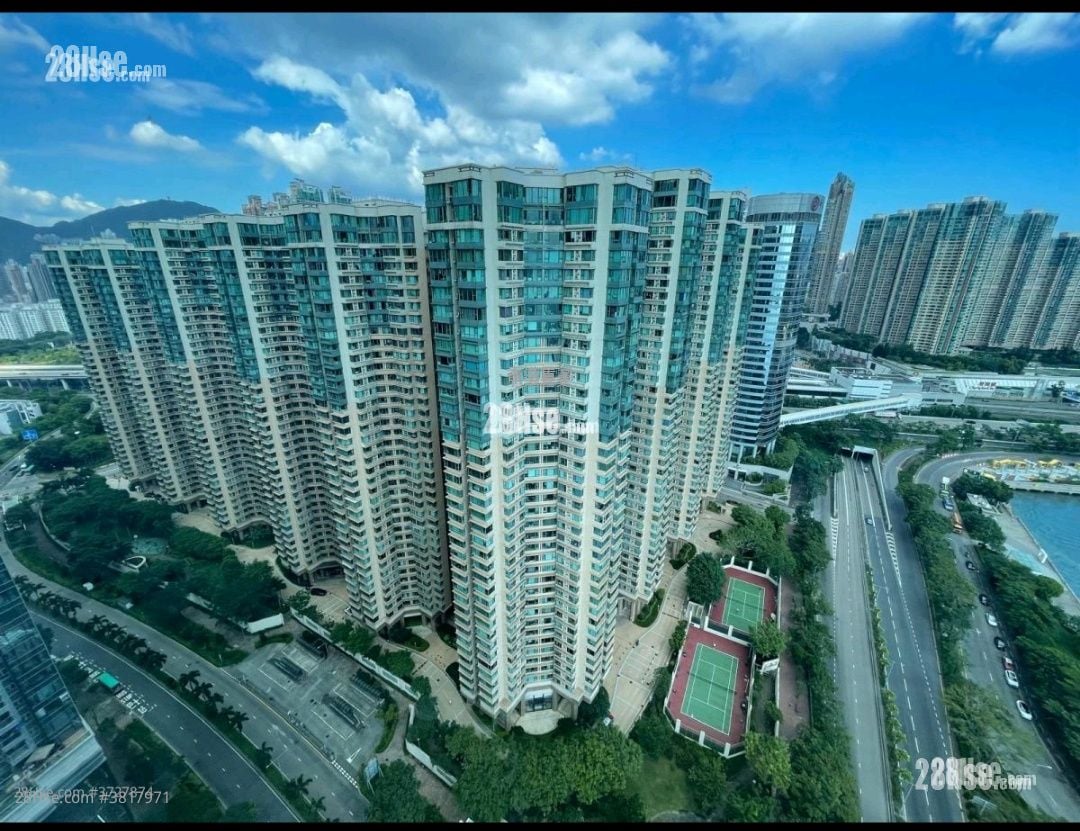 一号银海 售盘 3 房 , 2 浴室 746 平方尺