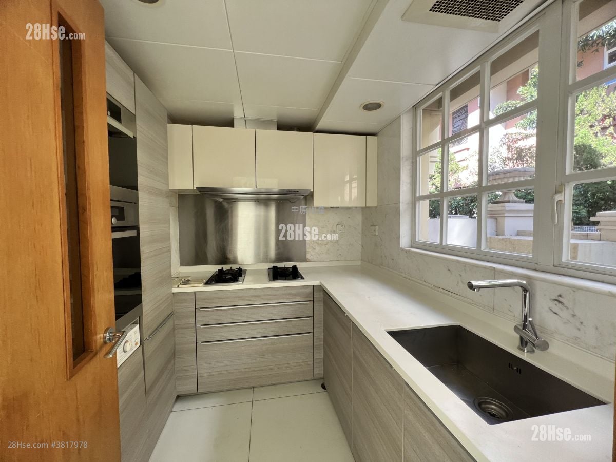 比華利山別墅 租盤 5+ 房 , 2 浴室 1,606 平方呎