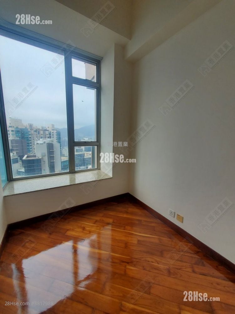 一號銀海 售盤 3 房 , 2 浴室 665 平方呎