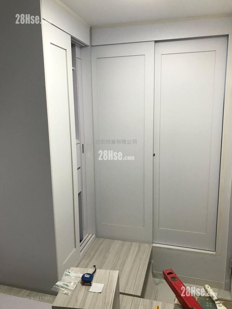 Tak Fook Building Sell 2 Bedrooms , 1 Bathroom 298 ft²