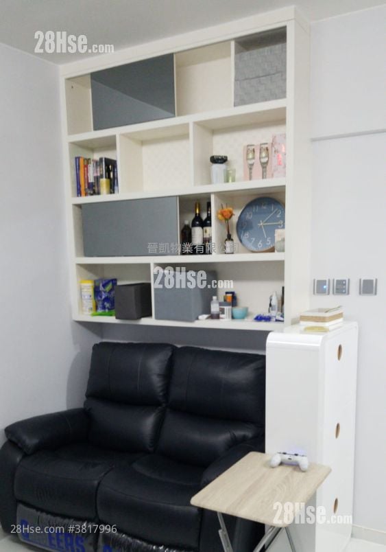 Tak Fook Building Sell 2 Bedrooms , 1 Bathroom 298 ft²