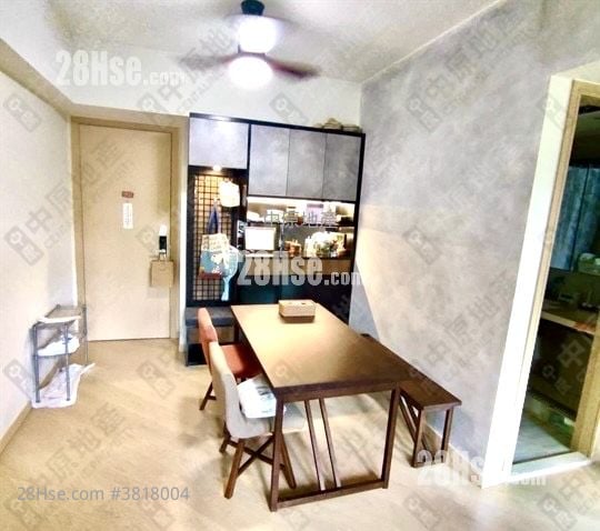 The Regent Sell 2 Bedrooms 524 ft²