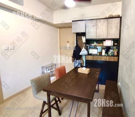 The Regent Sell 2 Bedrooms 524 ft²