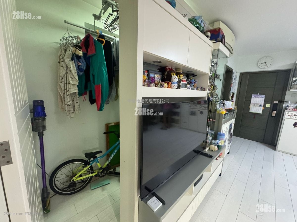 海濱花園 售盤 3 房 , 1 浴室 592 平方呎