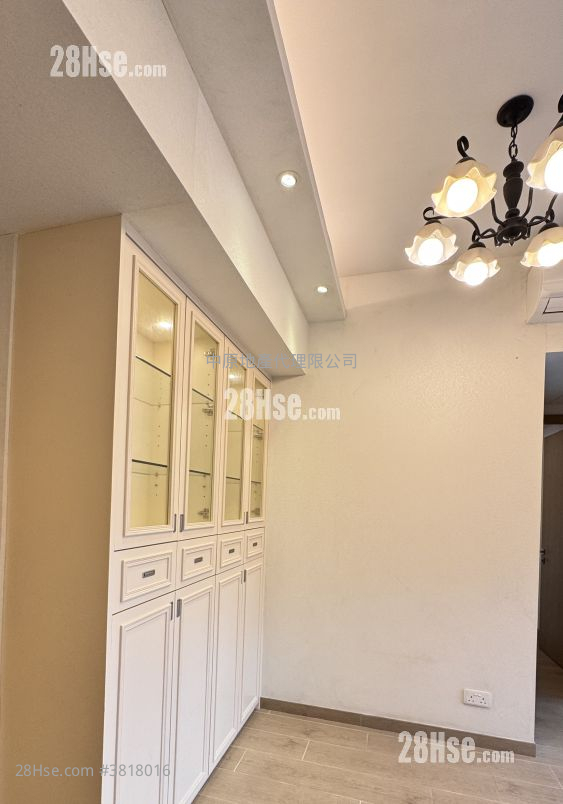 Double Cove Sell 2 Bedrooms , 1 Bathroom 497 ft²