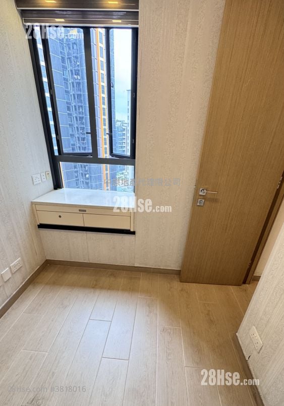 Double Cove Sell 2 Bedrooms , 1 Bathroom 497 ft²