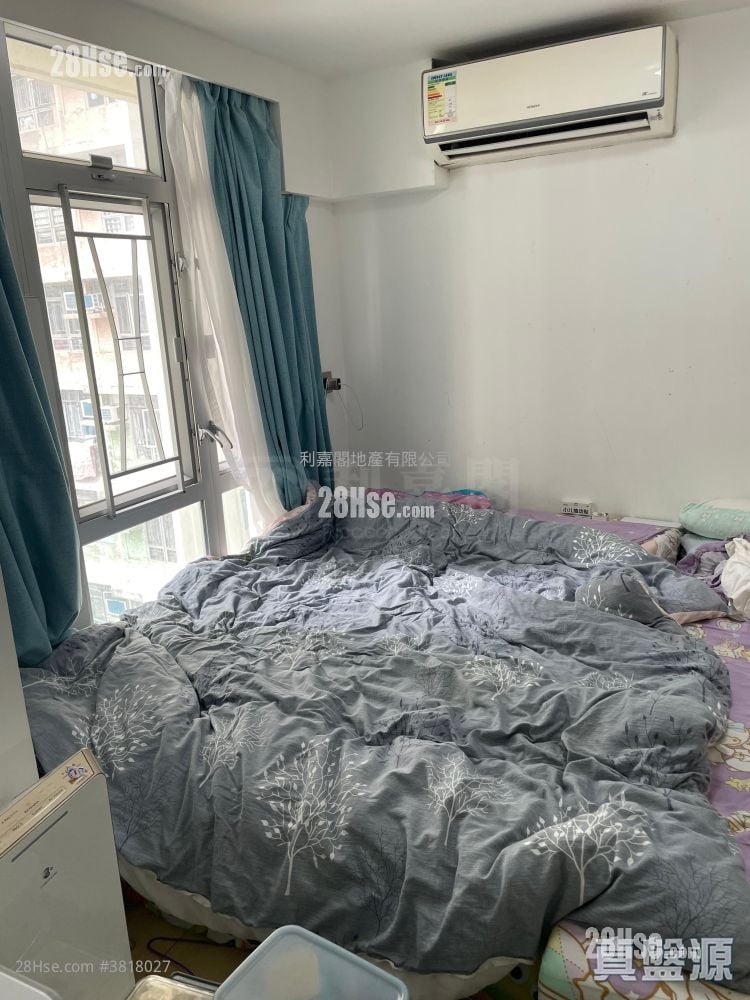 Wo Ming Court Sell 2 Bedrooms , 1 Bathroom 433 ft²