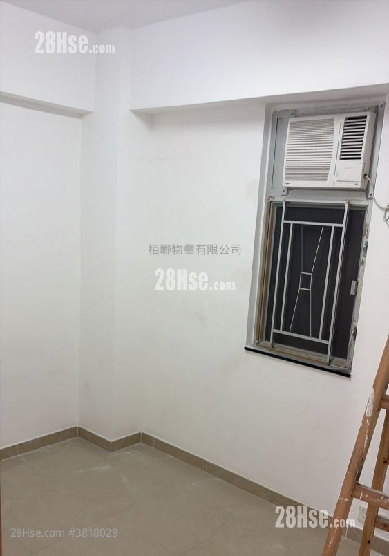 Peace Building Rental 2 Bedrooms , 1 Bathroom 466 ft²