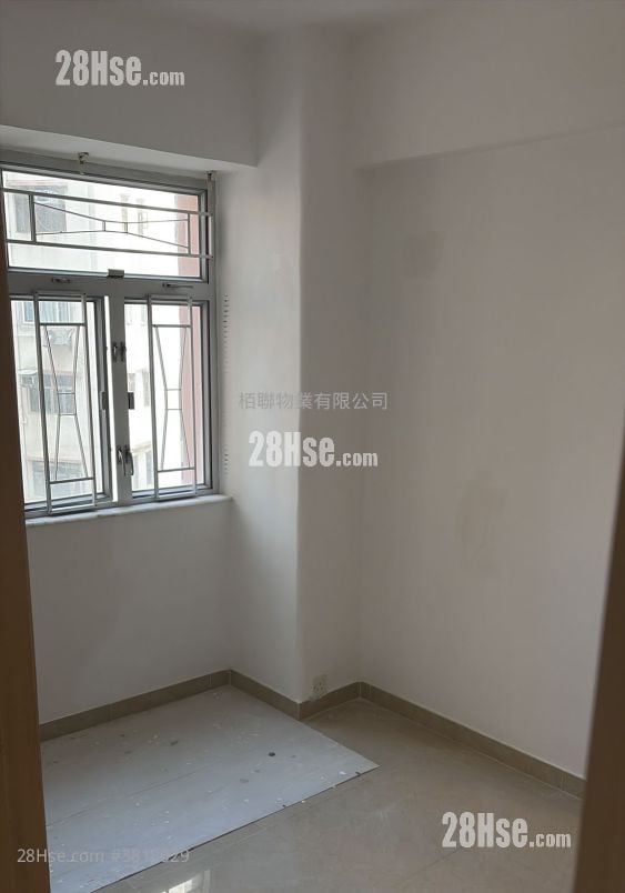 Peace Building Rental 2 Bedrooms , 1 Bathroom 466 ft²