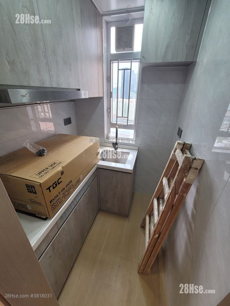 Amoy Gardens Rental 2 Bedrooms , 1 Bathroom 375 ft²