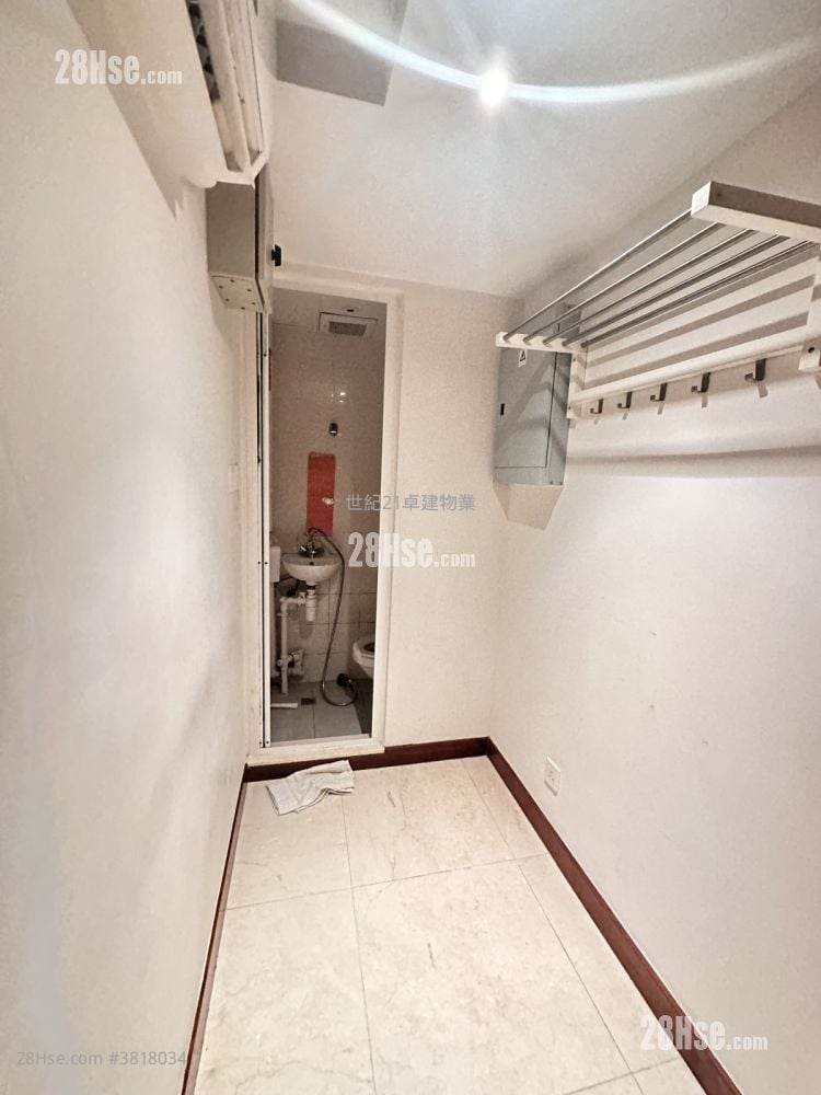 御金国峯 租盘 4 房 , 2 浴室 1,204 平方尺