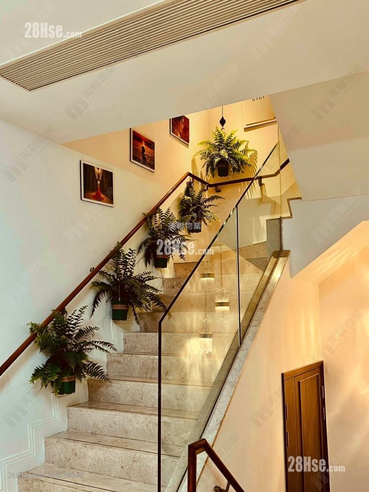 娉廷 售盤 4 房 , 2 浴室 1,589 平方呎