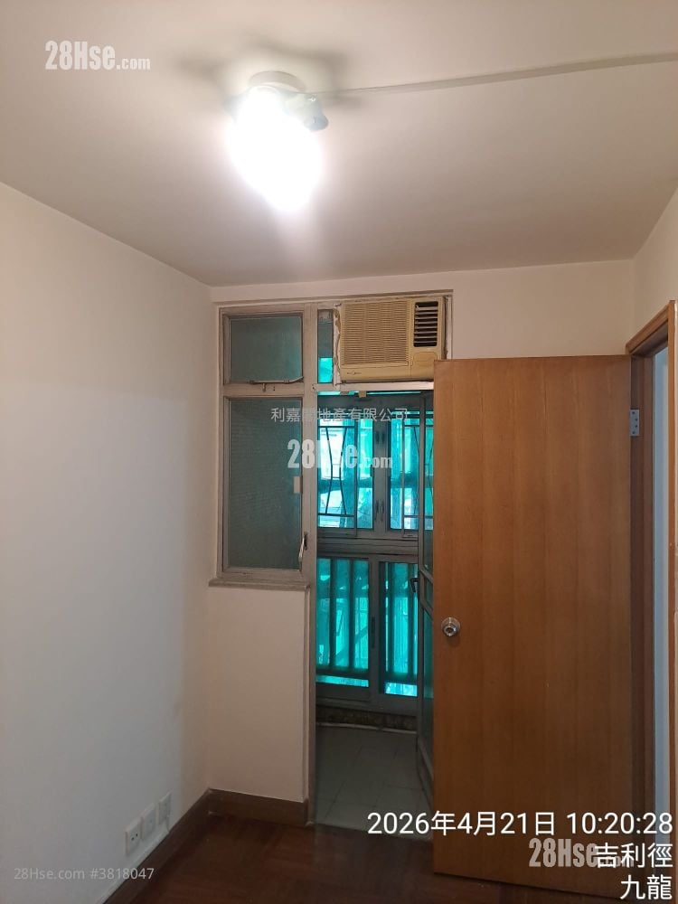 美孚新邨 售盤 3 房 , 1 浴室 705 平方呎