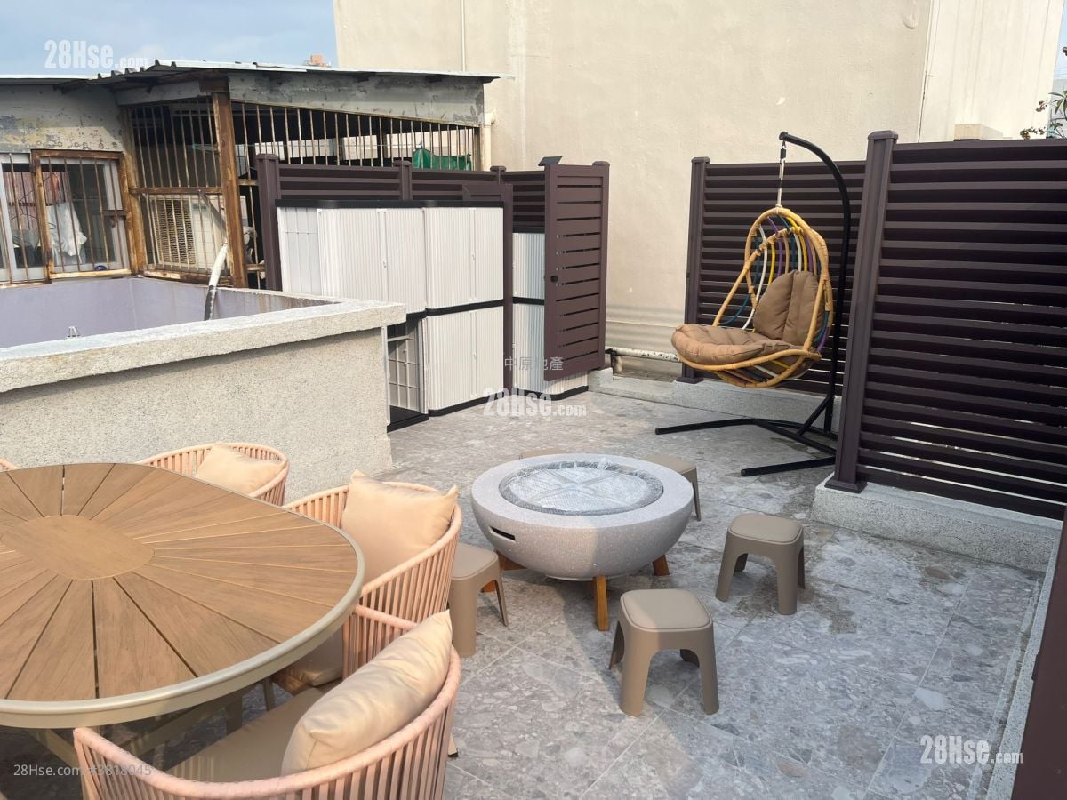 Tai Hang Building Sell 2 Bedrooms , 1 Bathroom 380 ft²