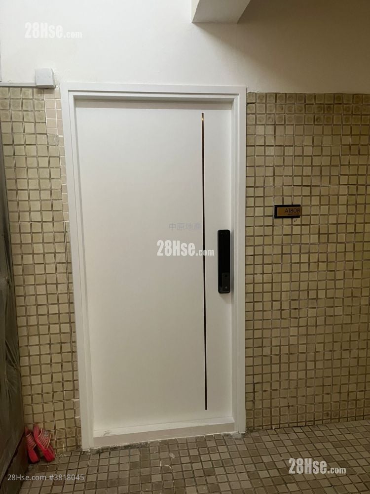 Tai Hang Building Sell 2 Bedrooms , 1 Bathroom 380 ft²