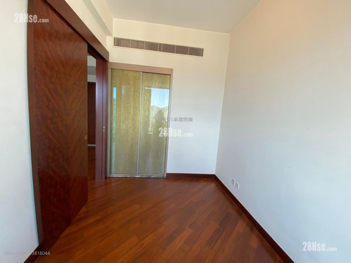 御金國峯 售盤 1 房 , 1 浴室 454 平方呎