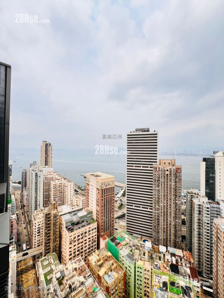 Novum West Sell 4 Bedrooms , 4 Bathrooms 1,258 ft²
