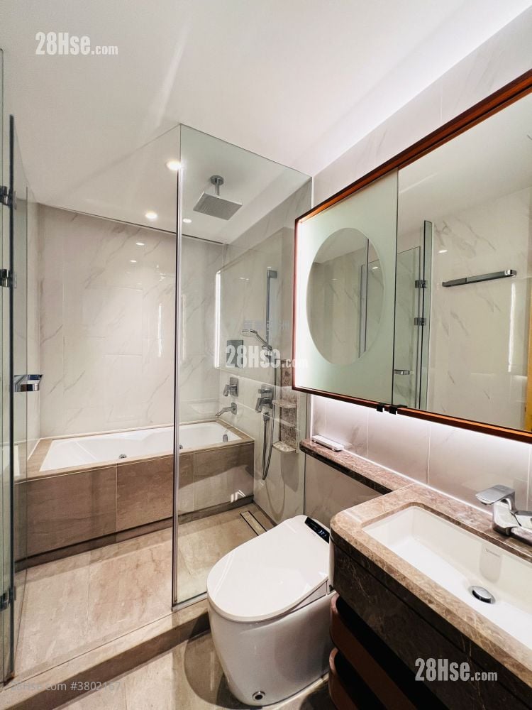 Novum West Sell 4 Bedrooms , 4 Bathrooms 1,258 ft²